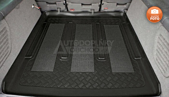 Vana do kufru přesně pasuje do zavazadlového prostoru modelu auta Renault Grand Espace 5/7 míst 2010-